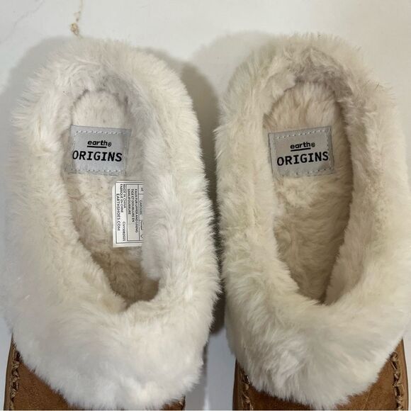 Origins Womans Brown and White Furry Slippers - Picture 2 of 2